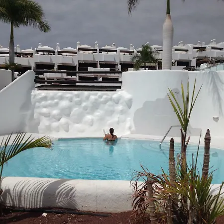 Luxury Complex Near The Sea 아파트 아데제