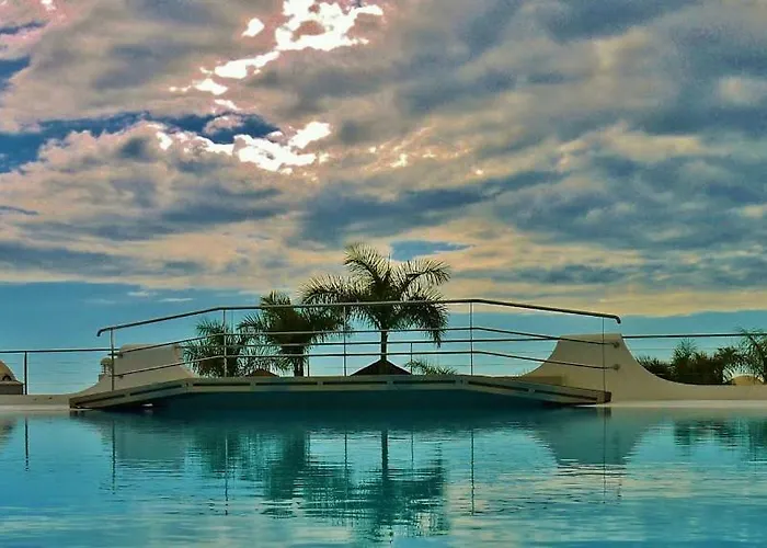 Luxury Complex Near The Sea 아파트